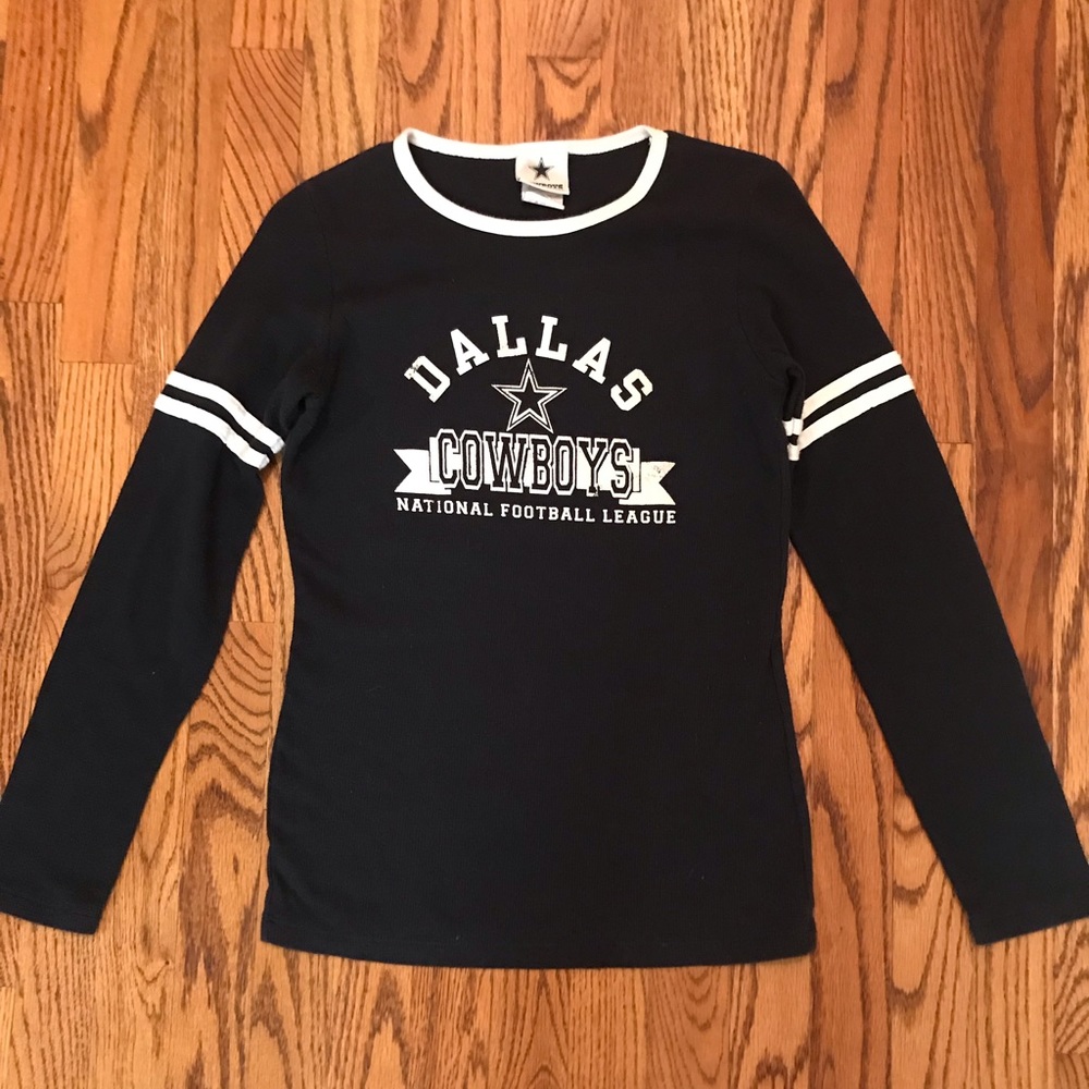 LS Dallas Cowboy shirt sz medium